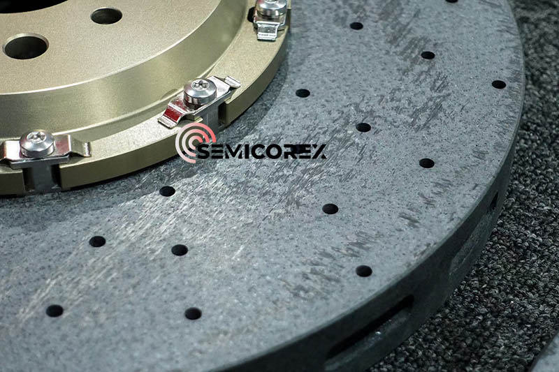 Pagsusuri ng carbon-ceramic composite braking system